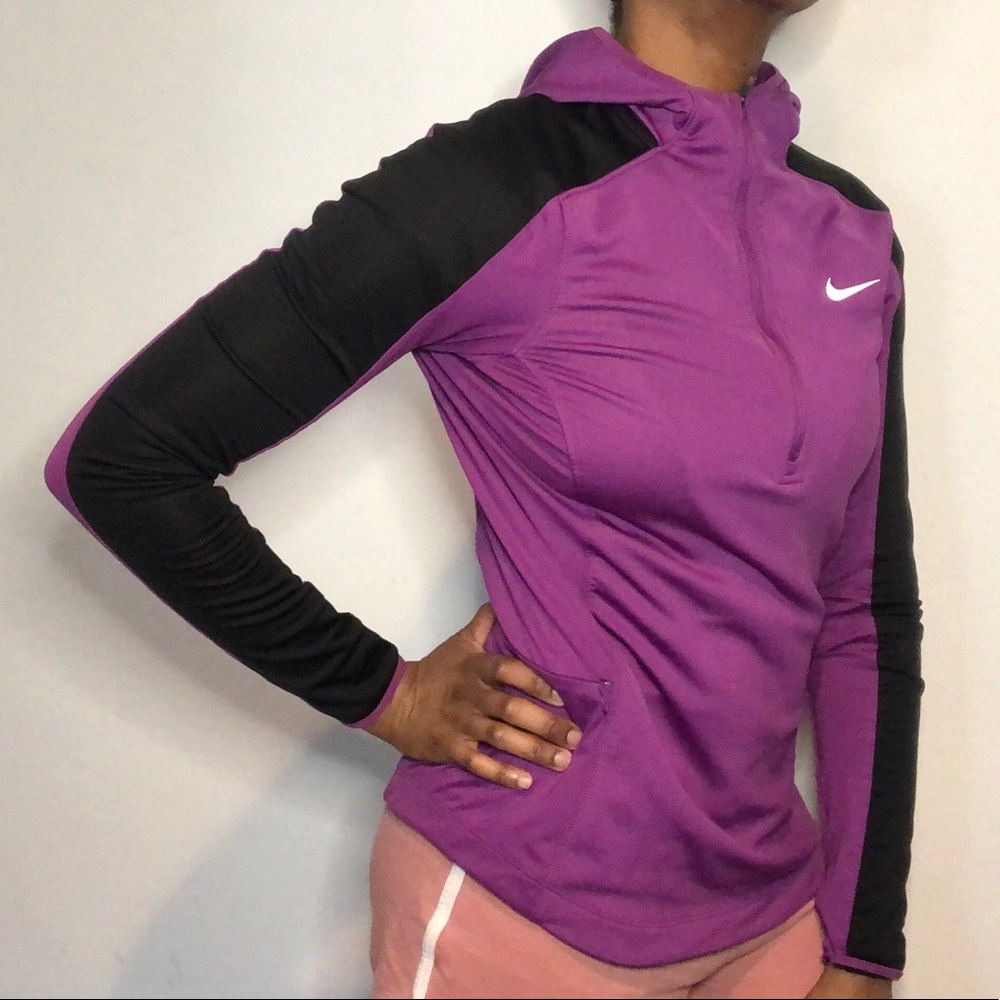 Nike Women’s Dri Fit Purple 1/4 Zip Pullover Small